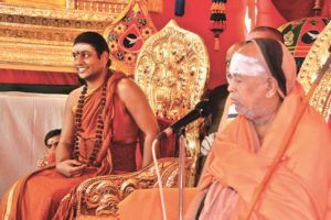17. paramahamsa Nithyananda with Sri Jayendra Saraswathi Swamigal, Pontiff of Kanch Kamakoti Peetha