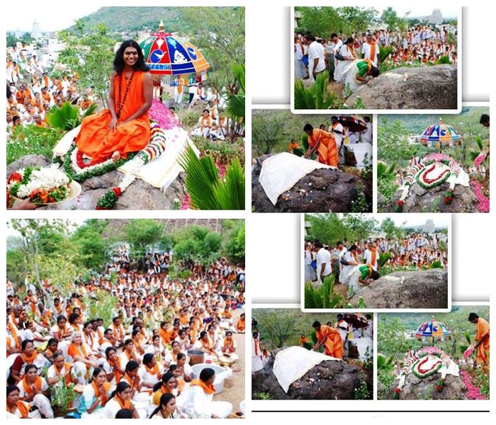 2008 – Paramahamsa Nithyananda is seated on The Sadashiva Shila at Pavazha Kundru while devotees are seated around Him . The Sanyasis who stay at Pavazha Kundru make preparations on The Sadashiva Shila on the occasion of Paramahamsa Nithyananda’s arrival at Pavazha Kundru
